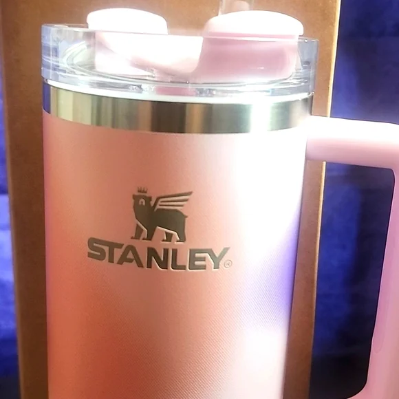 NIB Stanley 30 Oz Rose Petal Quencher H2.0 Tumbler - Picture 3 of 9